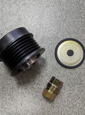 适用于16-19款江铃驭胜S330 1.5T 陆风逍遥JX4G15C5L发电机单向轮