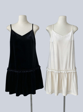 THEIRS 叠穿氛围感拉满真丝丝绒吊带连衣裙女秋冬V领气质吊带裙