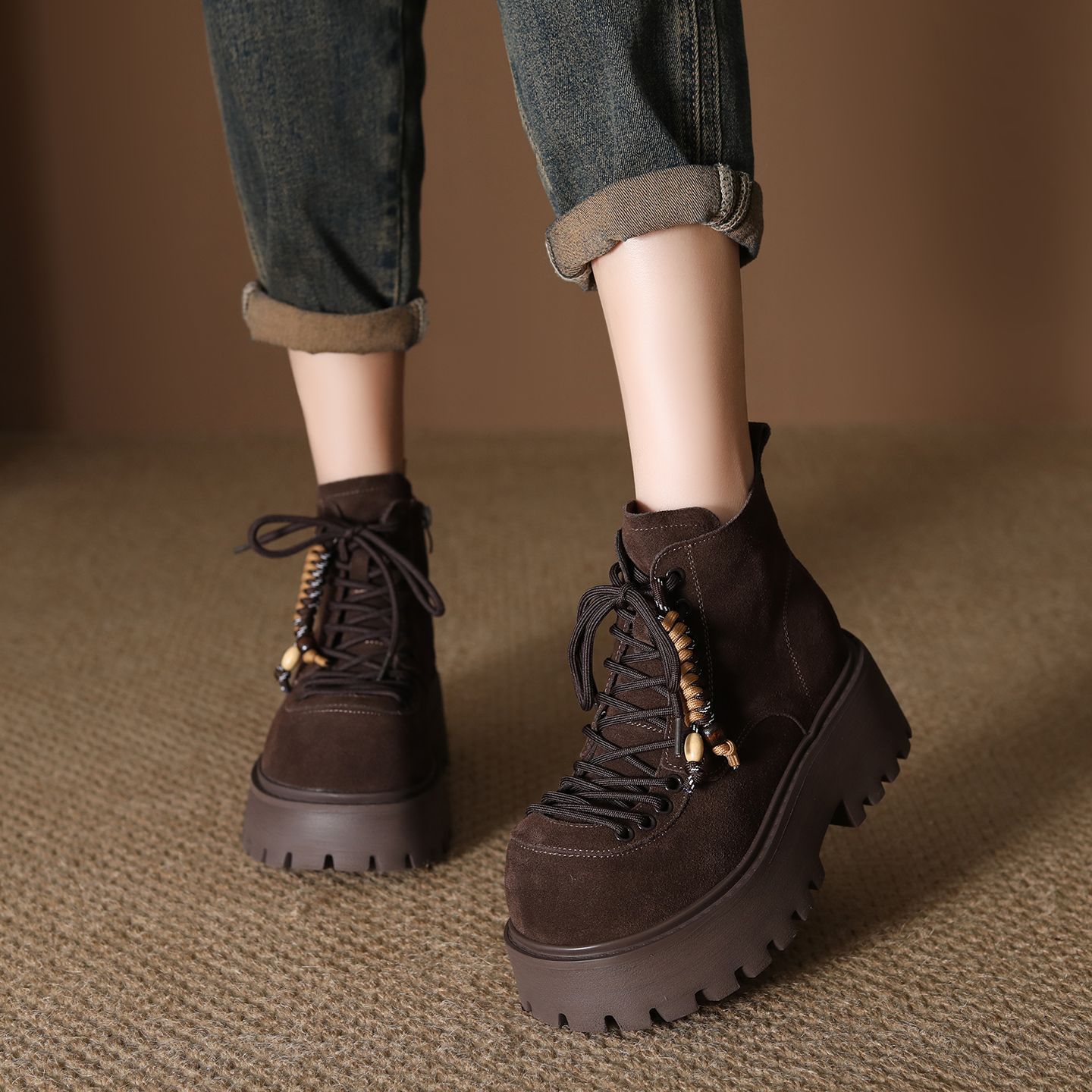 头层牛皮女皮靴复古风2025秋冬新款马丁靴厚底防滑舒适百搭短靴