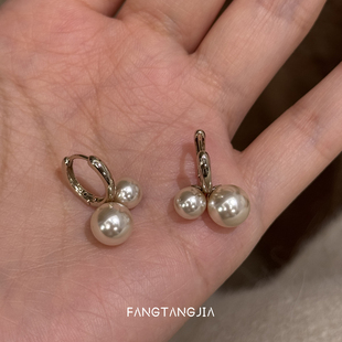 方糖家 轻奢小众耳环女 温柔摩卡慕斯珍珠耳环小樱桃耳扣2026新款