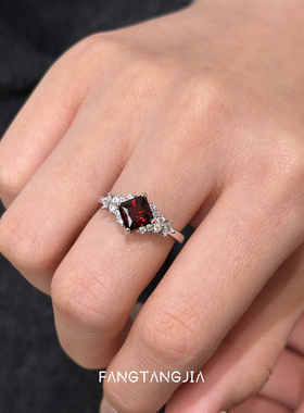 方糖家新年红色石榴石纯银戒指