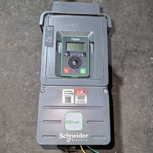 拆机 施耐德 610 变频器 5.5KW 380V 1台--议价商品