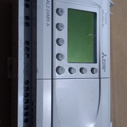 三菱AL2-24MR-A控制器 100-240VAC 带LC--议价商品