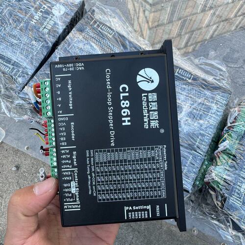 86闭环步进驱动CL86H，装机未使用成色非常好！看风扇--议价商品