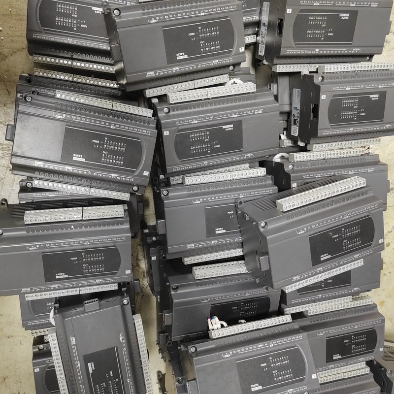 台达PLC扩展模块，DVP32XP200T，32点输入输出，--议价商品图片