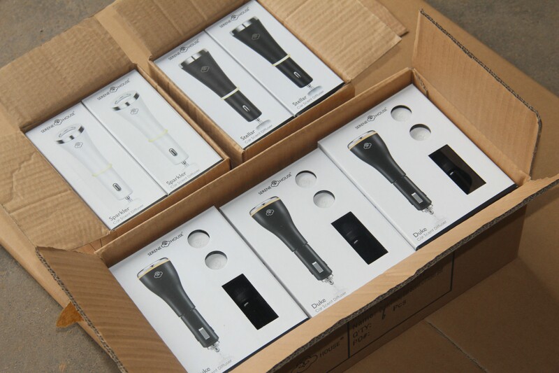 车充式，香氛仪 车载 便携精油香氛机香薰机香薰仪