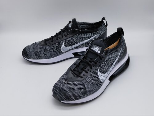NikeFlyknitRacer男减震跑步鞋