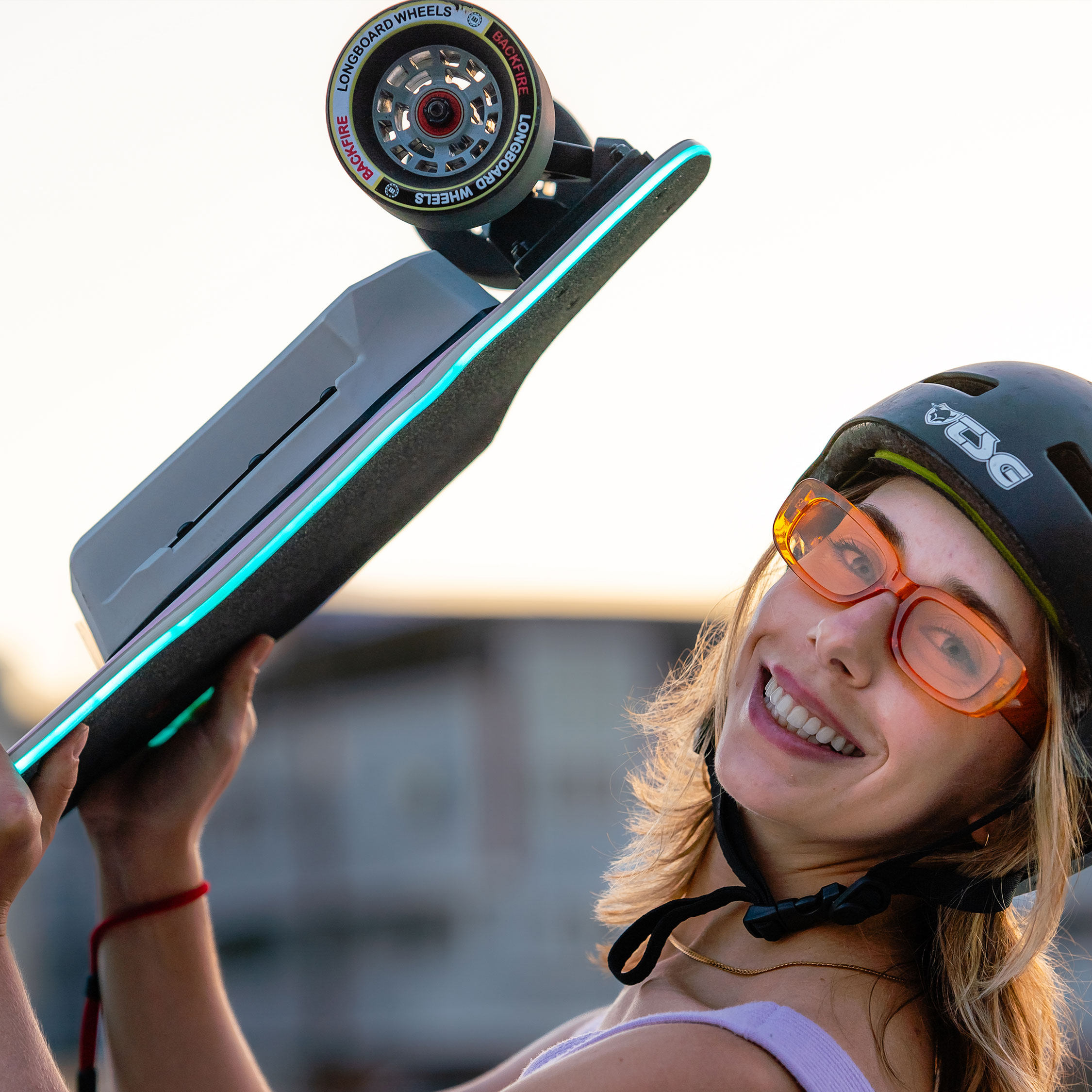 역효과 전기 스케이트 보드 ZEALOTV 듀얼 드라이브 신제품 출시 전기 스쿠터 통근 성인 스쿠터