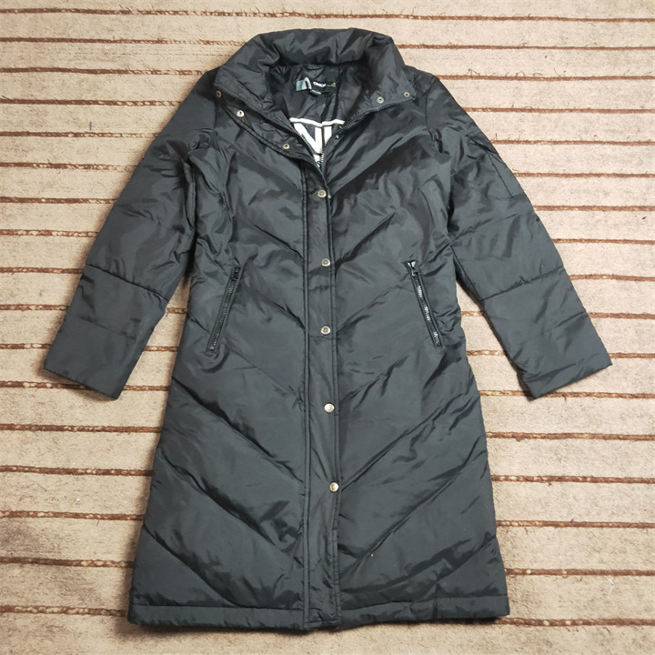 09点 二手 丹麦著名品牌O 女装女士过膝长款冬季羽绒服外套 C1