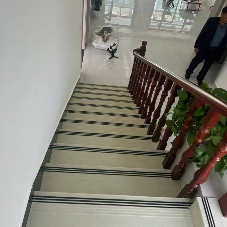 PVC踏步水泥/铁楼梯可铺PVC台阶商用医院学校小区楼梯防滑踏步板,居家布艺,楼梯垫,淘宝优惠券,粉丝福利购,淘宝优惠卷