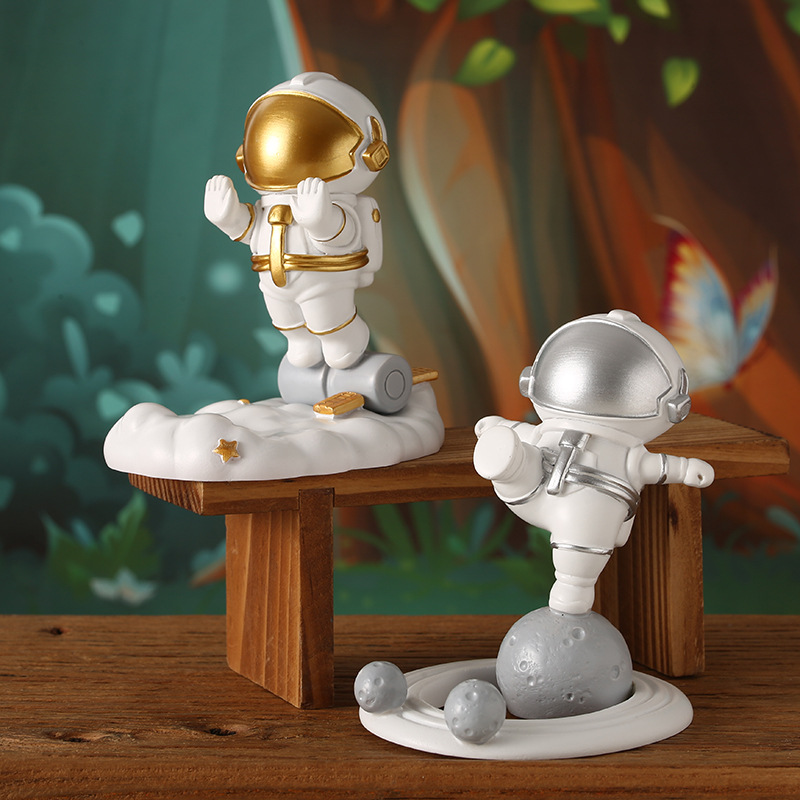 太空人宇航员手机桌面支架追剧