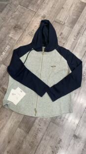 芊艺海5818大码 两穿打底外套 拉链连帽小蛮腰拼色开衫