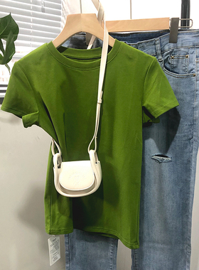 绿色正肩T恤女时尚显白夏2025新款韩版休闲百搭修身短袖体恤上衣