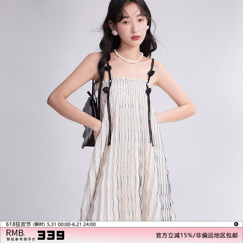 有耳uare原创设计 花蔓 两穿手工玫瑰藤吊带曲线压褶半裙连衣裙