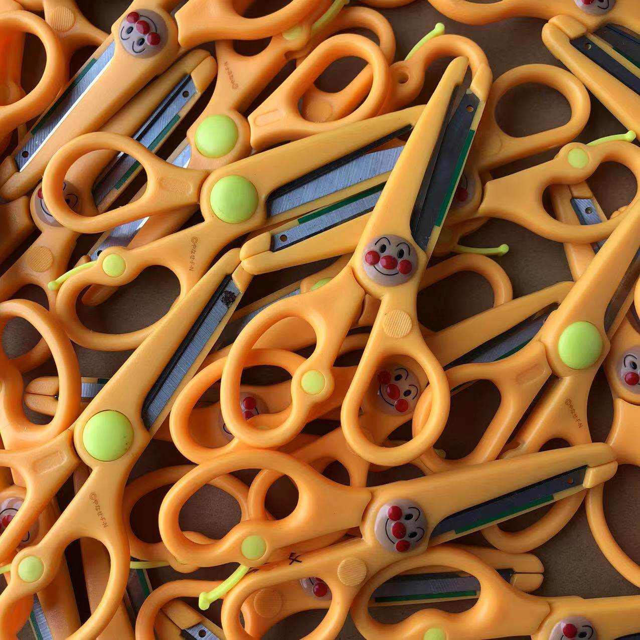 호빵맨 어린이 가위 ANPANMAN 안전 핀치 방지 학생 가위 둥근 머리 플라스틱 손 절단 가위