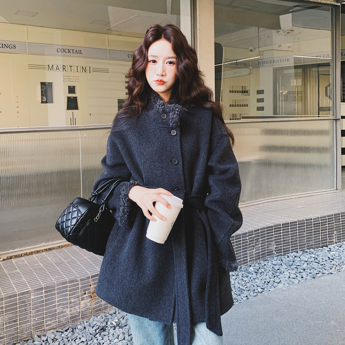 千金风翻领羊毛收腰大衣女