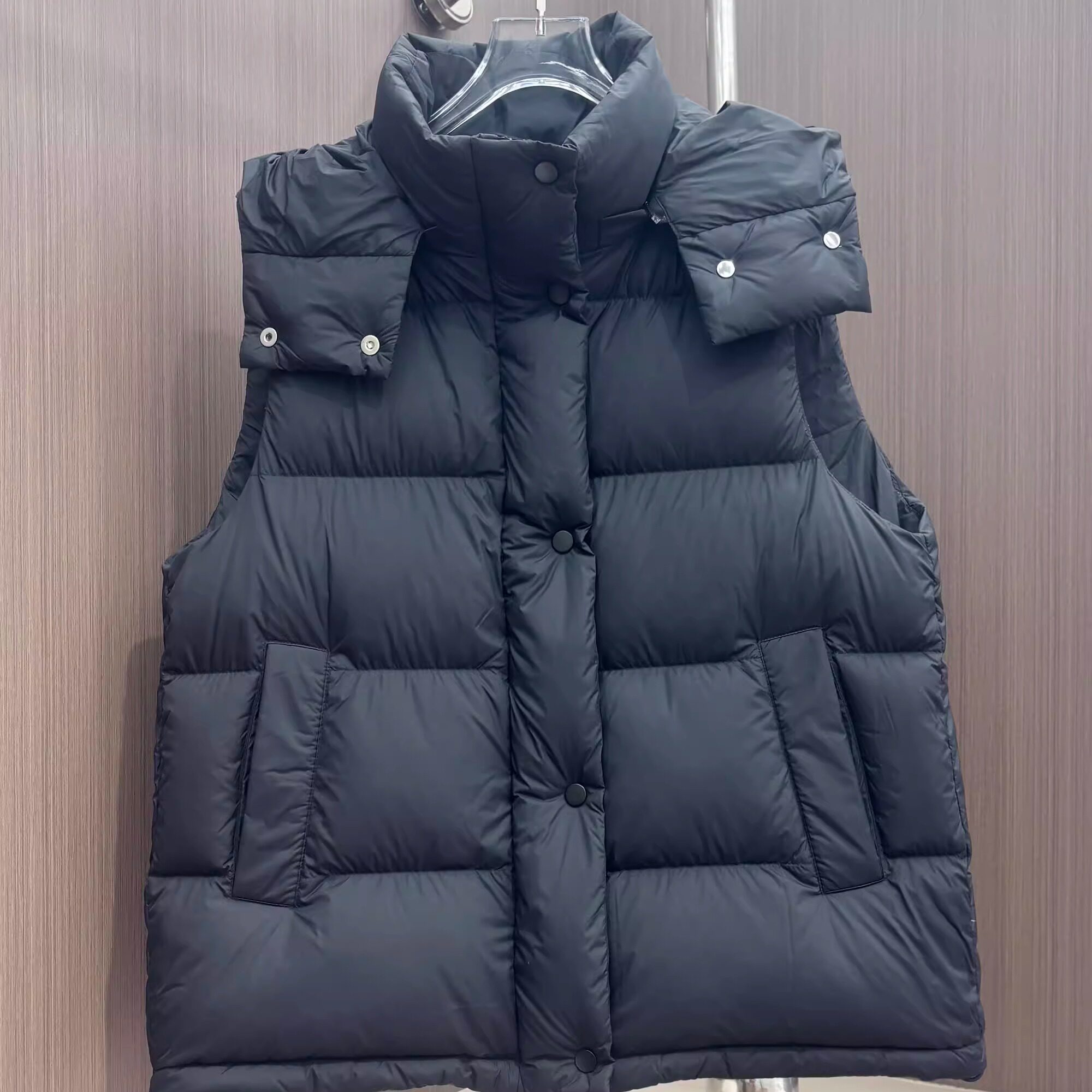 连帽羽绒马甲背心外套坎肩女外搭