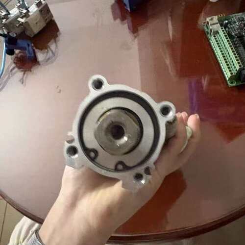维修议价SMC气缸，型号LEY25DB-30-R3AN1，实物拍摄，