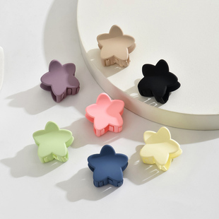 2cm小号迷你磨砂彩色五角星抓夹宝宝可爱发饰夹子刘海碎发夹饰品