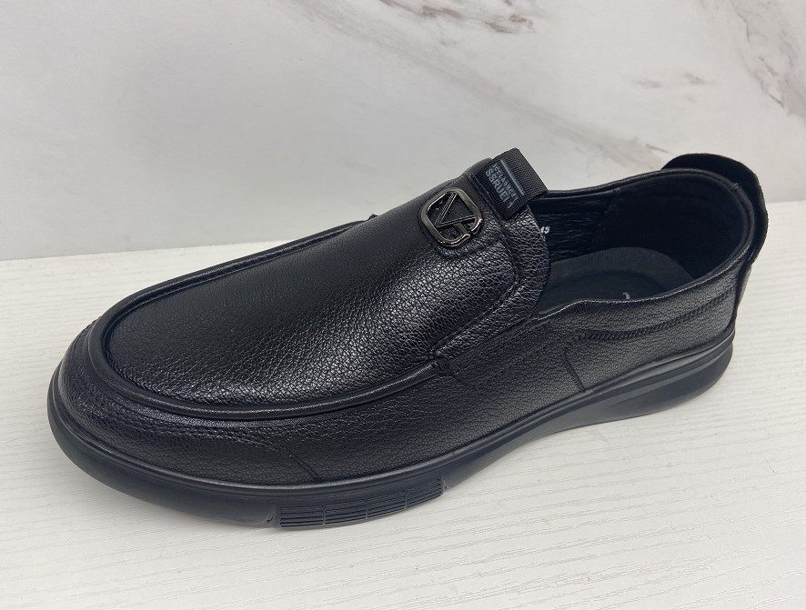 秋季时尚风工装真皮保暖高帮靴