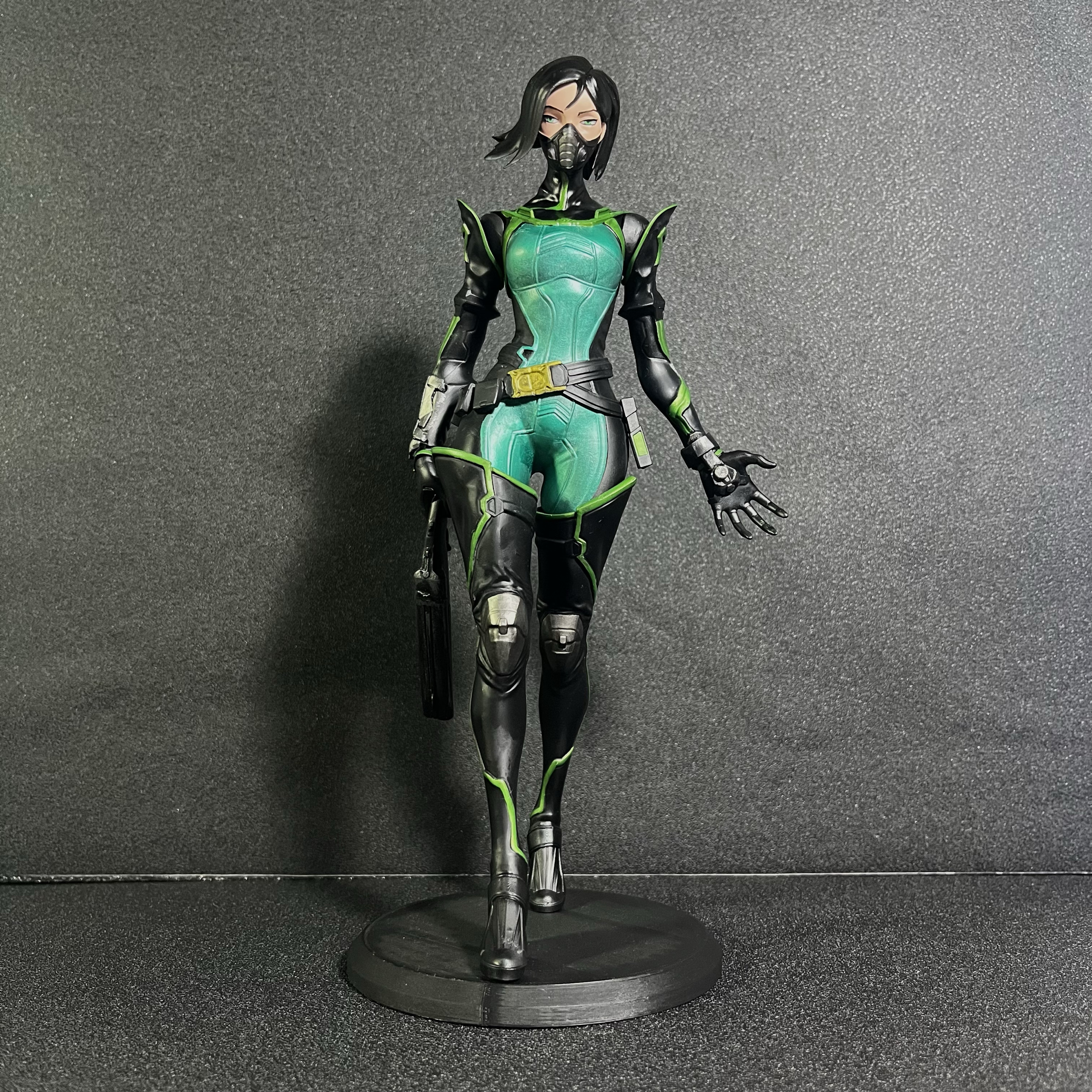 无畏契约瓦罗兰特蝰蛇viper手办游戏周边摆件现货男生自制模型