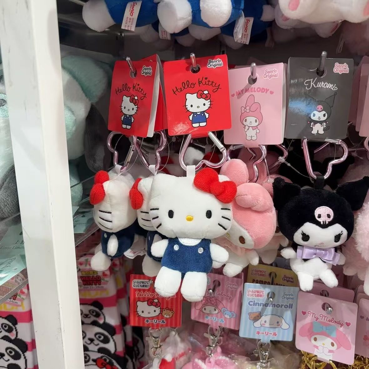 日本带回！正品三丽鸥hellokitty爱心扣挂件智秀同款毛绒公仔挂饰