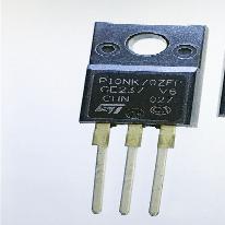 场效应管STP10NK70ZFP  P10NK70ZFP   TO220  全新原装