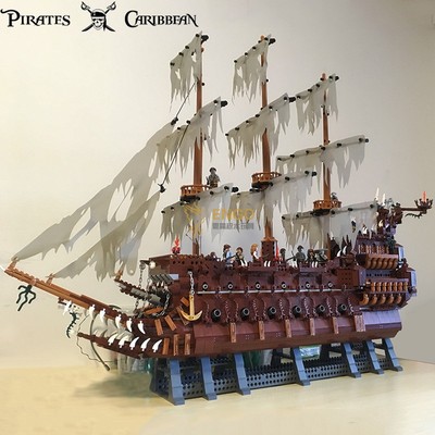 加勒比海盗船飞翔荷兰人拼装积木