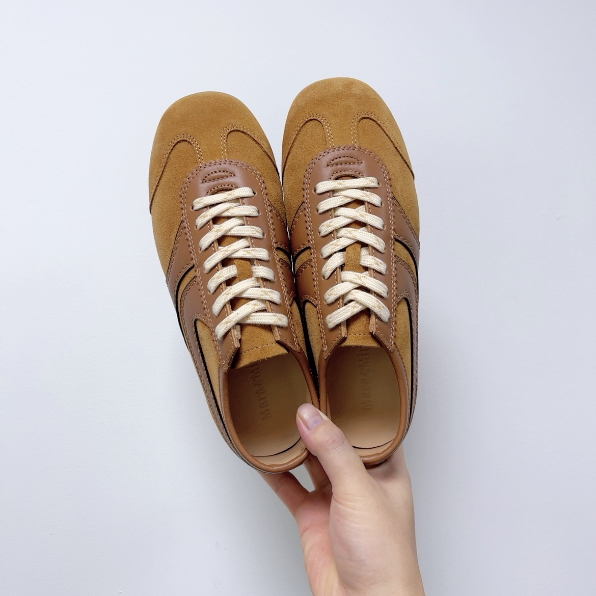 25新 纯原 卡其 超软  系带全皮 舒适暴走 百搭休闲鞋 女 M