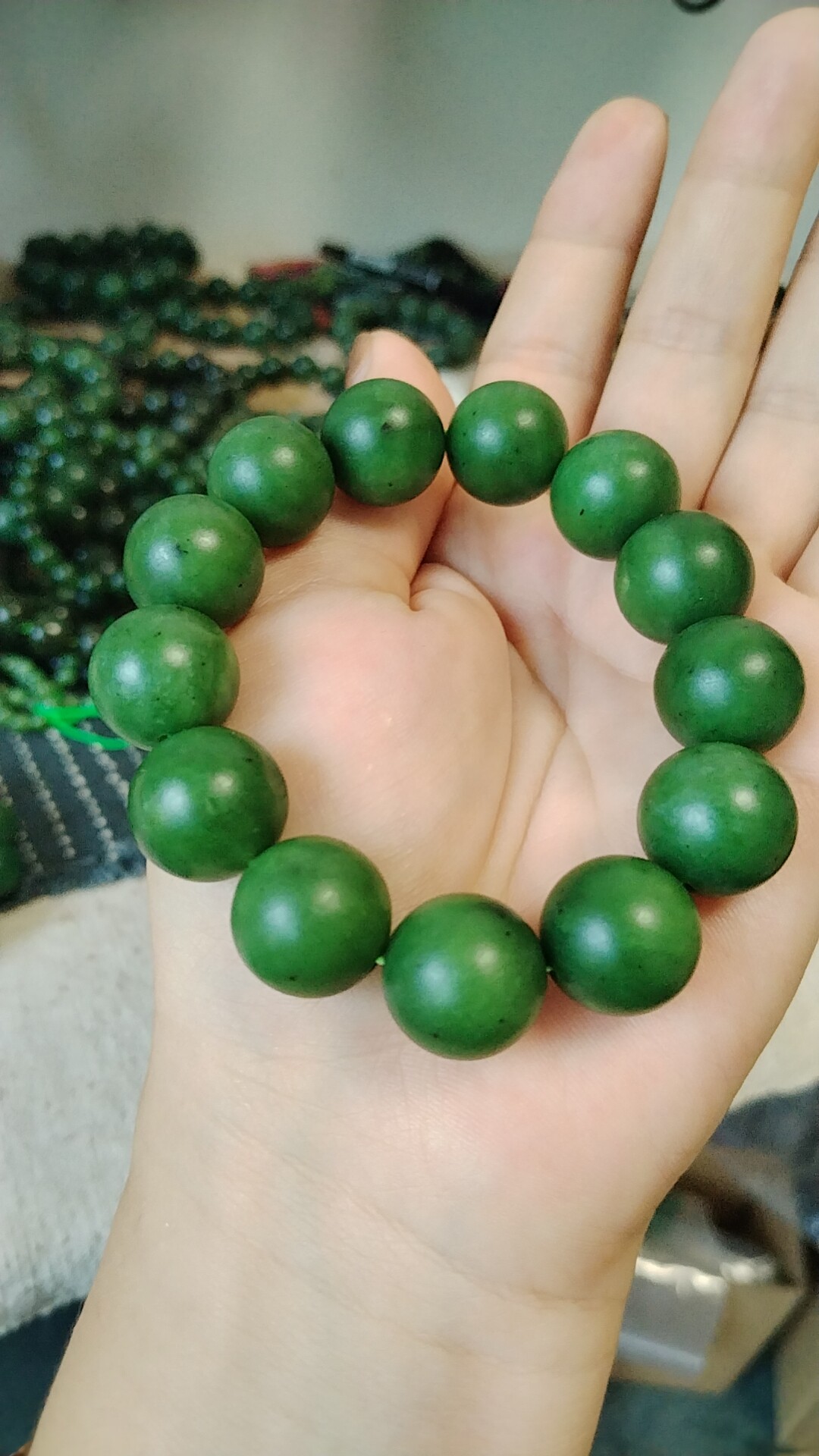 俄料碧籽料卡16手串