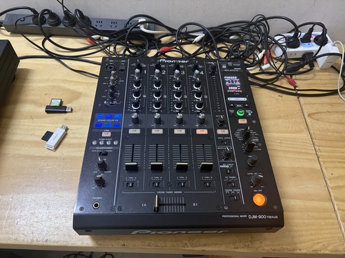 先锋DJM900nexus混音台 DJ打碟混音器 pioneer 成色如图 功能正常