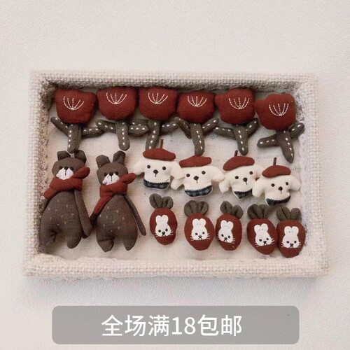 复古卡通布艺围巾熊胡萝卜胸针