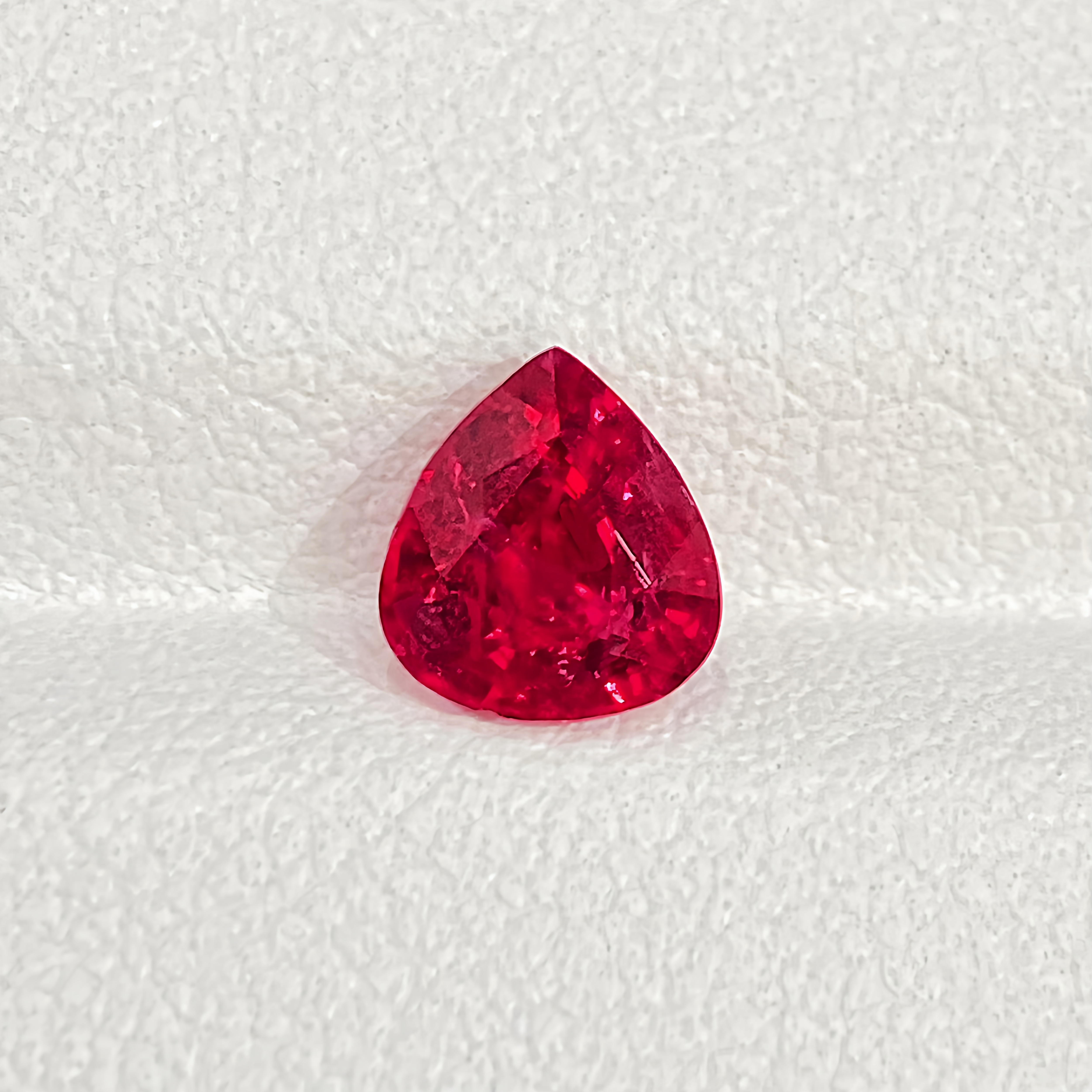 1.22ct 无烧鸽血红红宝石裸石 戒面 GRC认证 颜色好