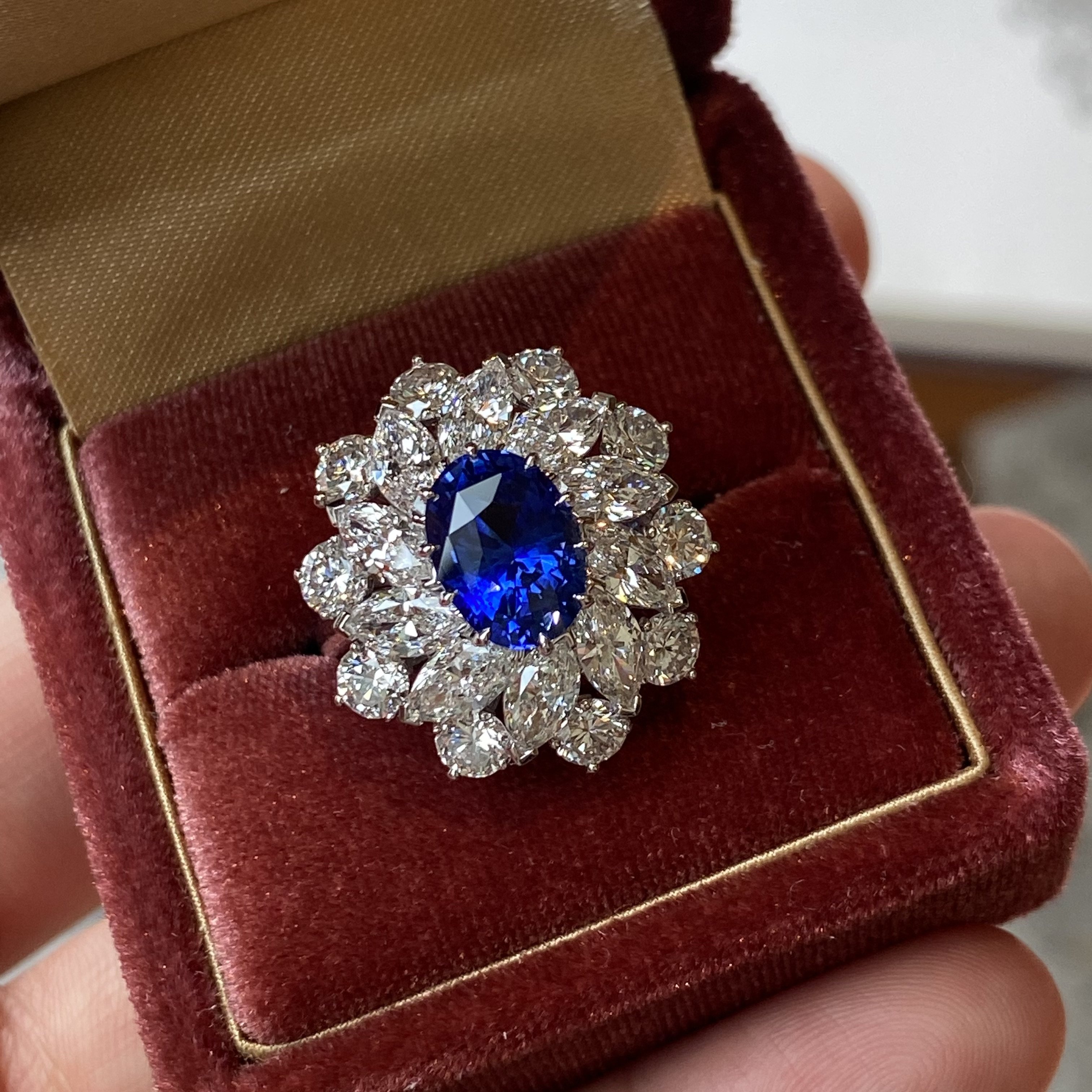 2.59ct/明亮皇家蓝/蓝宝石培育钻戒指