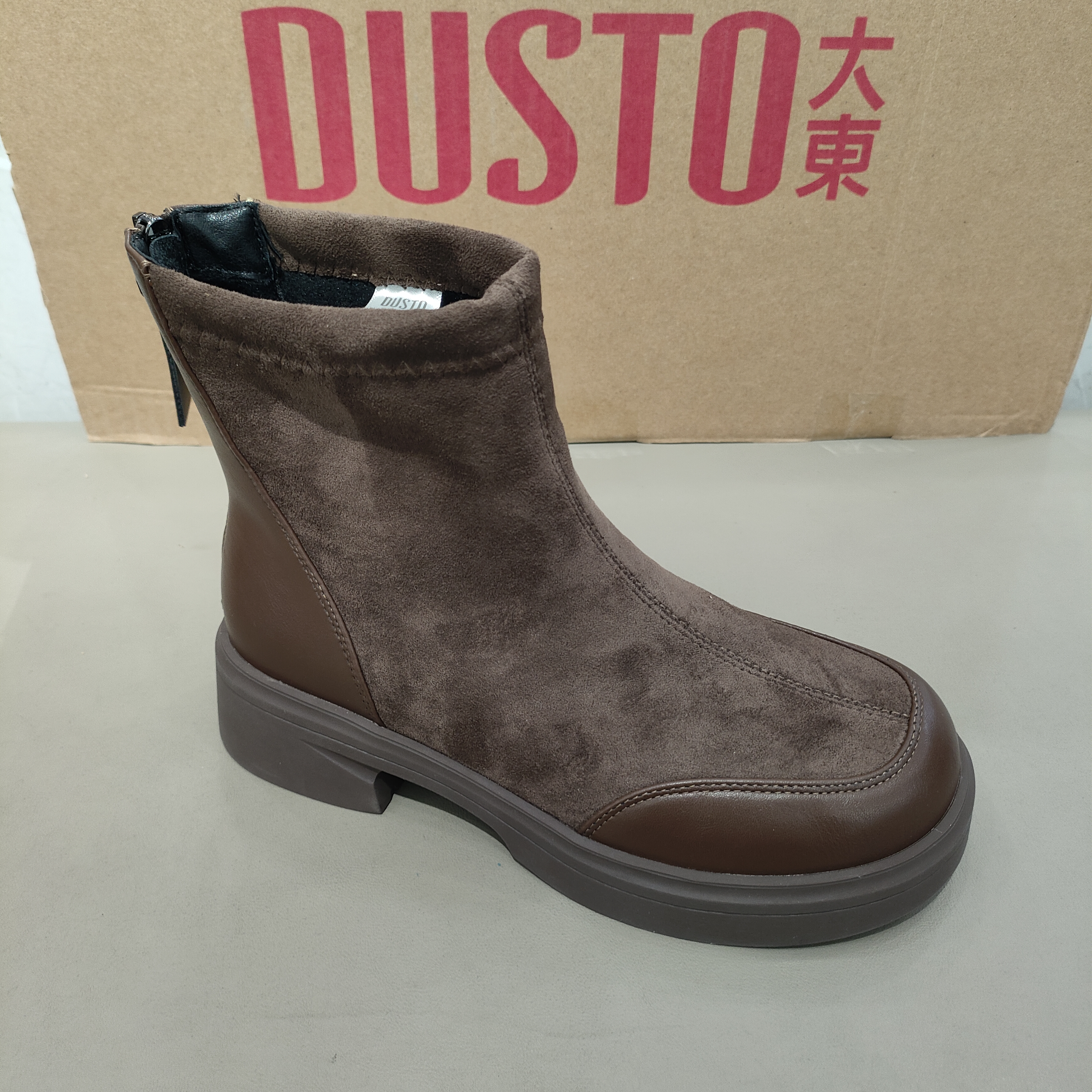 大东加绒女靴2025冬季新款时尚袜靴舒适软底橡胶底女加绒女鞋1201