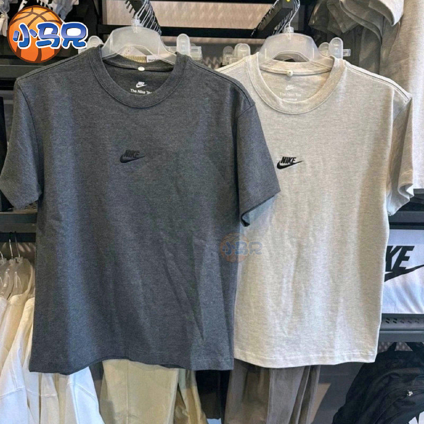 Nike/耐克男休闲圆领透气宽松纯棉刺绣短袖T恤DN5241-254 072 886 - 实物图