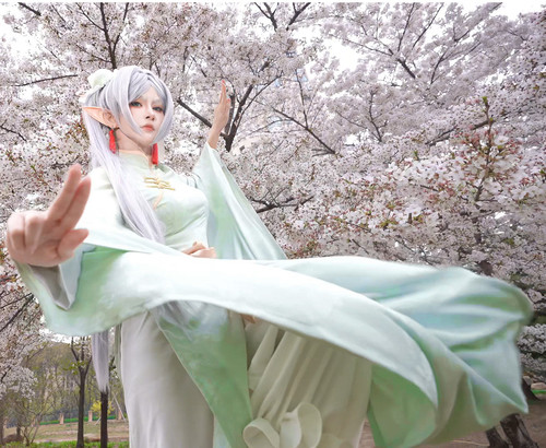 尾款中葬送的芙莉莲华缪新年同人版cos服