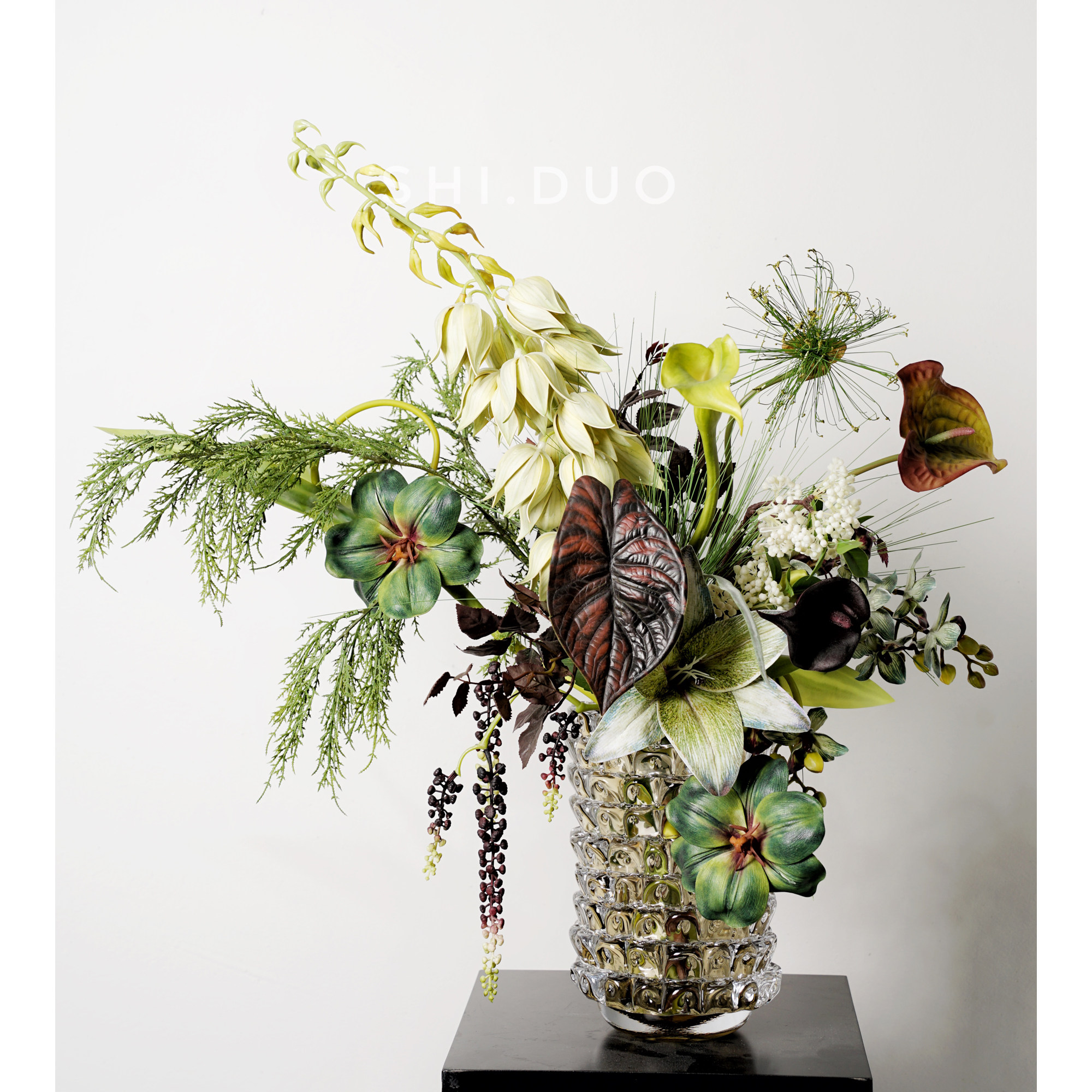 暗绿色中古花瓶插花样板房现代风花艺客厅玄关餐桌设计款摆件