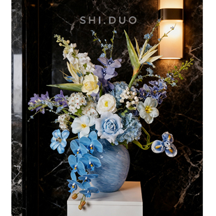 轻奢手感高端原创设计花束酒店会所设计蓝色系仿真花艺