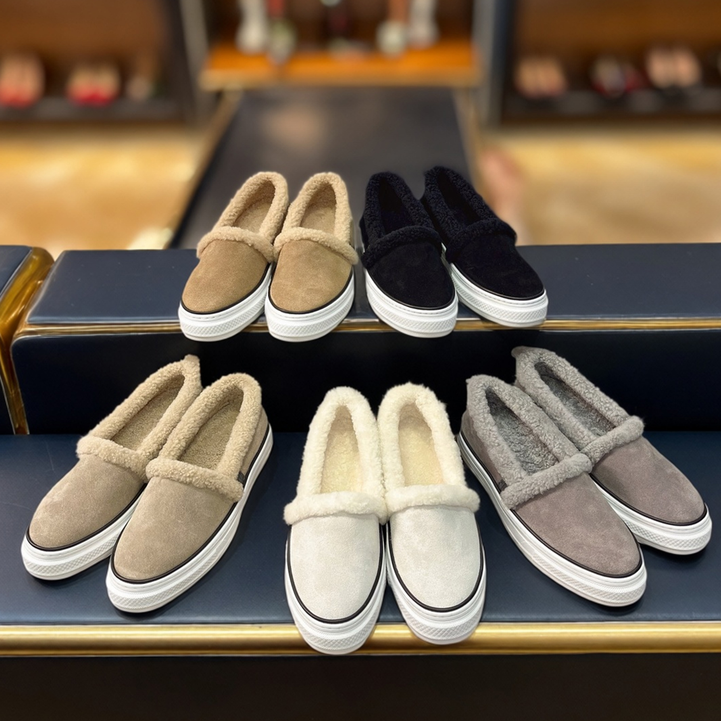 BC女厚底皮毛一体羊羔毛懒人棉鞋