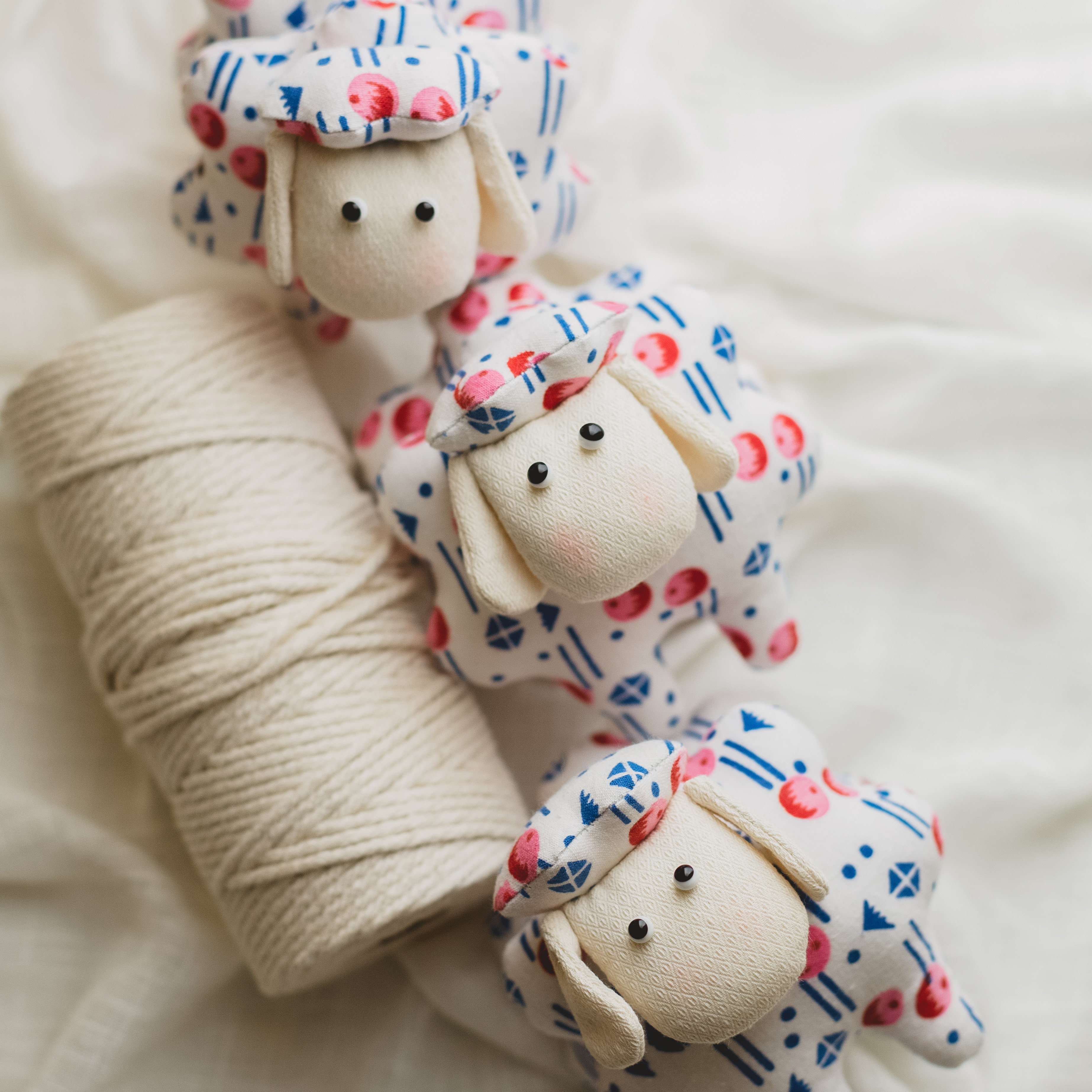 中古手织布手工羊生肖玩偶香包香囊摆件情人节端午节日小礼物