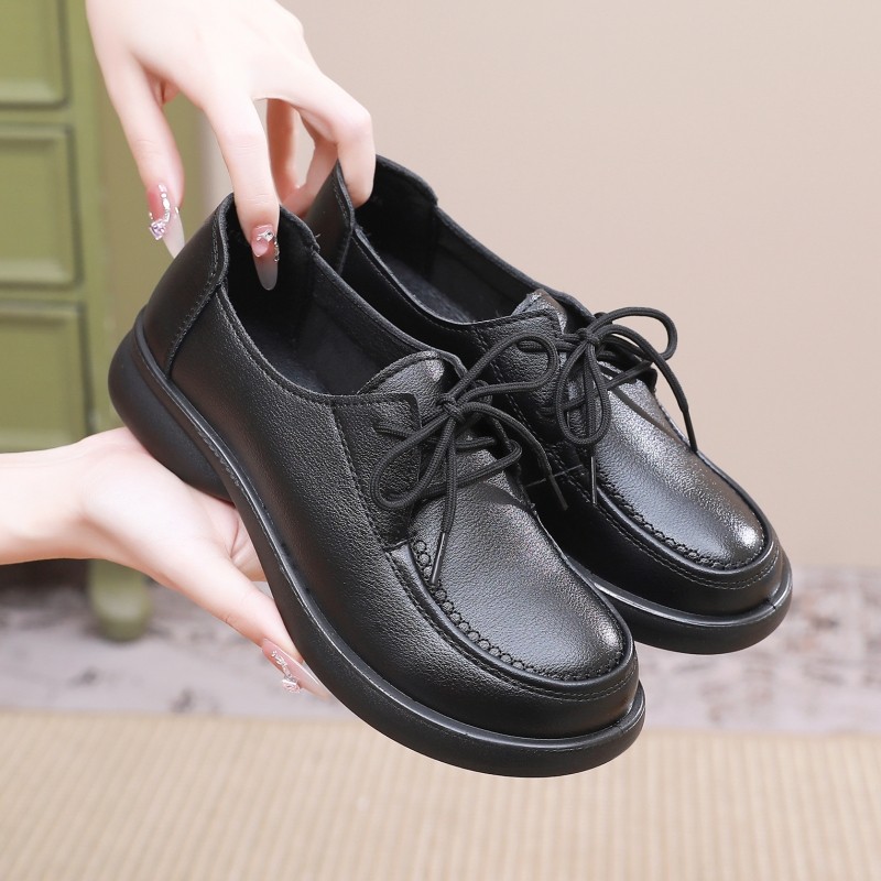 休闲风黑色系带深口单鞋女平底软底舒适工作鞋防水防滑轻便不累脚,女鞋,深口单鞋,淘宝优惠券,粉丝福利购,淘宝优惠卷