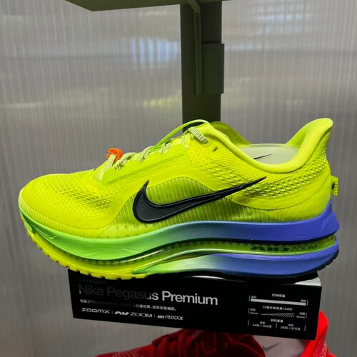 NIKE耐克男鞋PEGASUS PREMIUM气垫厚底运动复古跑步鞋HQ2592-702