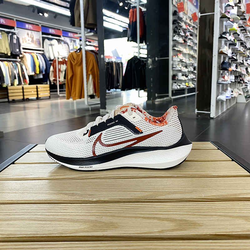 正品Nike/耐克女子冬季新款轻便百搭运动休闲跑步鞋 FN3477-100