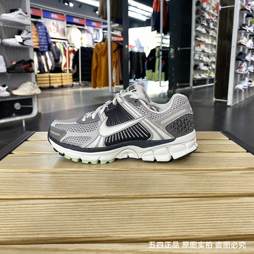 正品Nike/耐克男女同款冬季低帮轻便百搭运动休闲鞋 BV1358-003