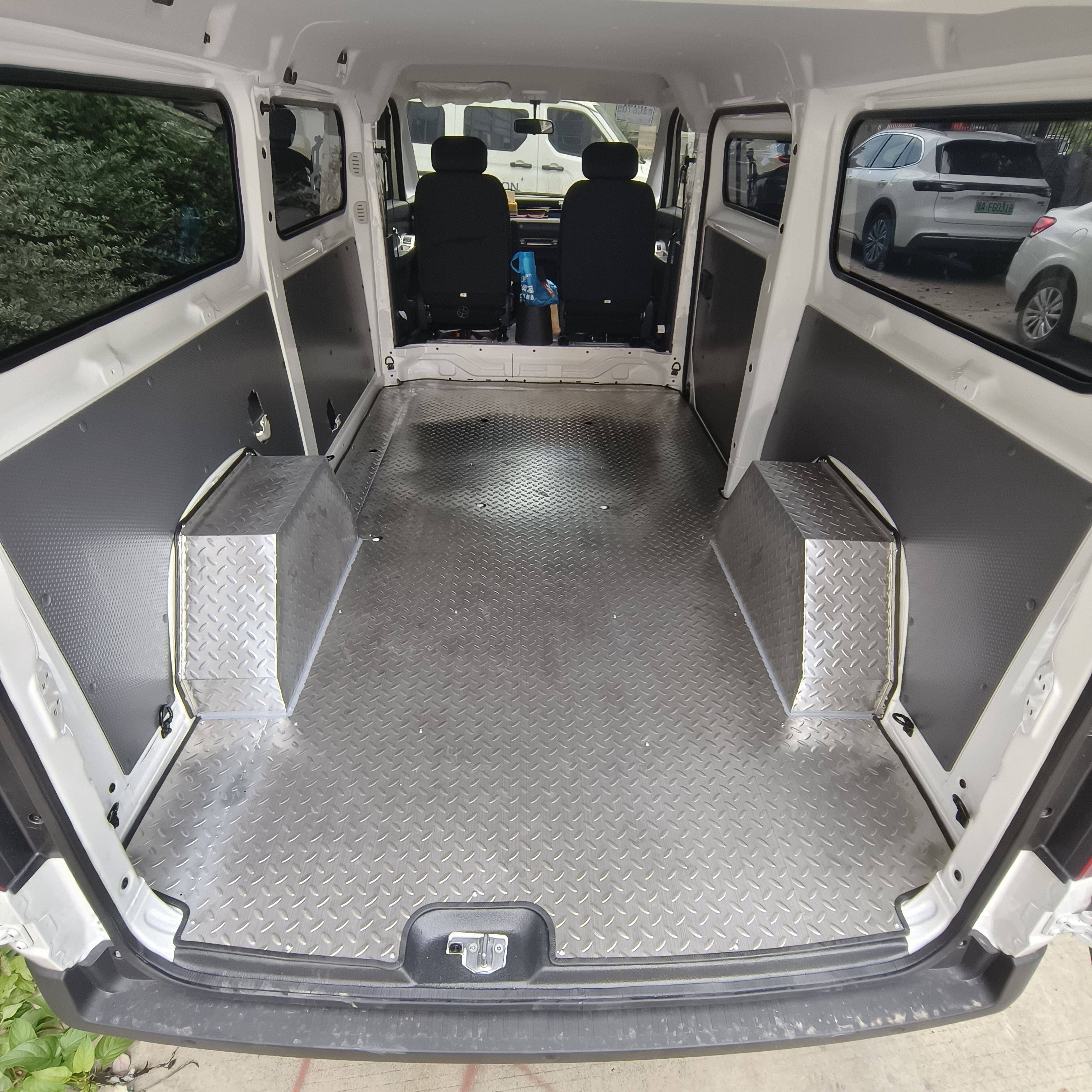 福田风景i7/i9客运货厢防护板乐福卡文铝合金地垫后备箱改装轮毂