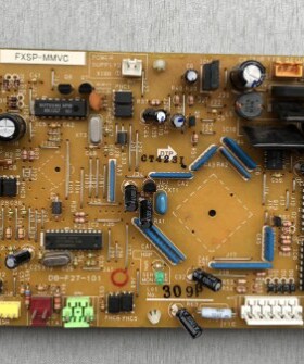 大金空调风管机内机 电脑板EB0545(D) (C) FXSP-MMVC DB-F27-101