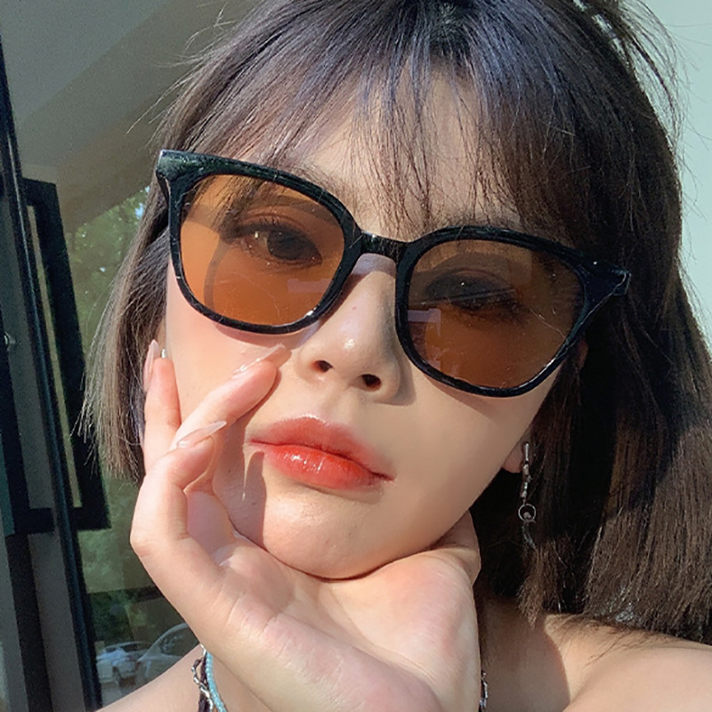 清仓小脸复古太阳镜茶色防紫外线骑车驾驶墨镜男女遮阳妈妈眼镜潮