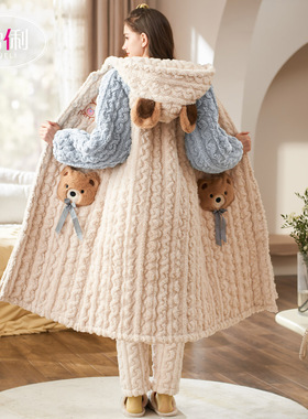 雪俐睡衣冬季女款2025新款法兰绒睡袍三层夹棉珊瑚绒家居服套装