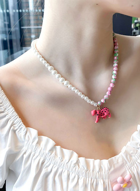 幻彩家珍珠粉红豹轻奢时髦短项链